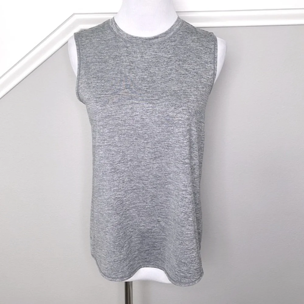 Athleta UPF Heathered Gray Crossover Back Sunlover Tank - Picture 2 of 6